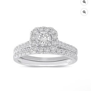 10k White Gold Forever Bride 1 Carat Cushion Bridal Set.